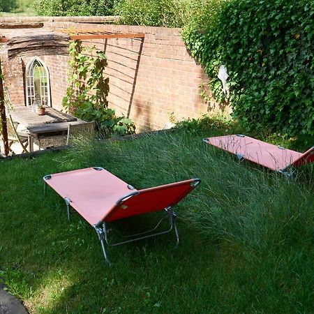 Hut64 Villa Alderbury Bagian luar foto