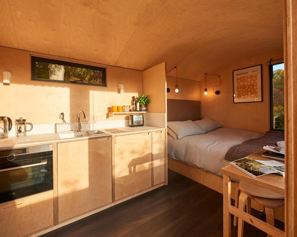 Hut64 Villa Alderbury Bagian luar foto