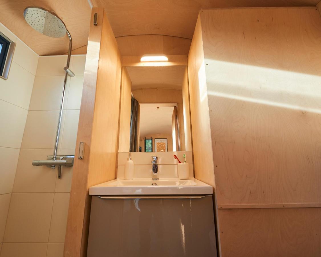 Hut64 Villa Alderbury Bagian luar foto