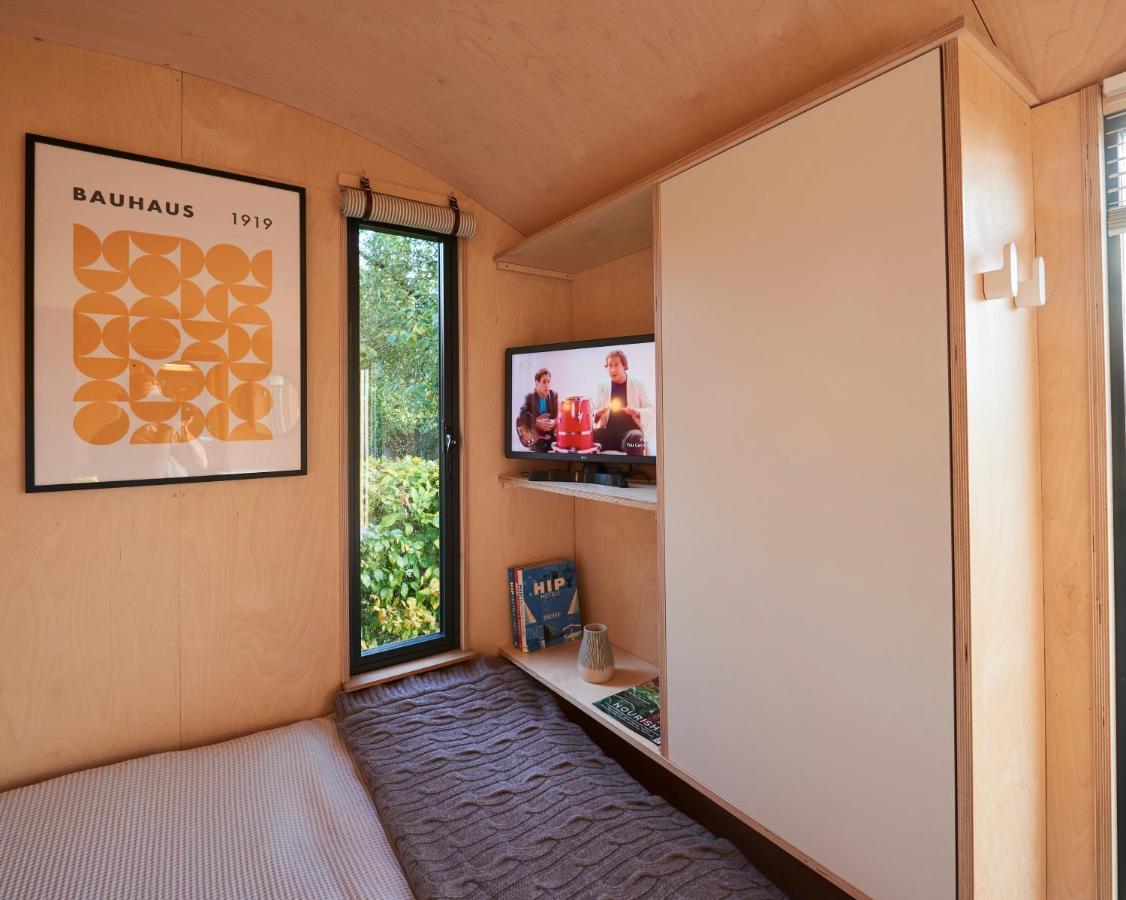 Hut64 Villa Alderbury Bagian luar foto